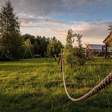 Hotel Fort Wapiti Zalasowa Zewnętrze zdjęcie