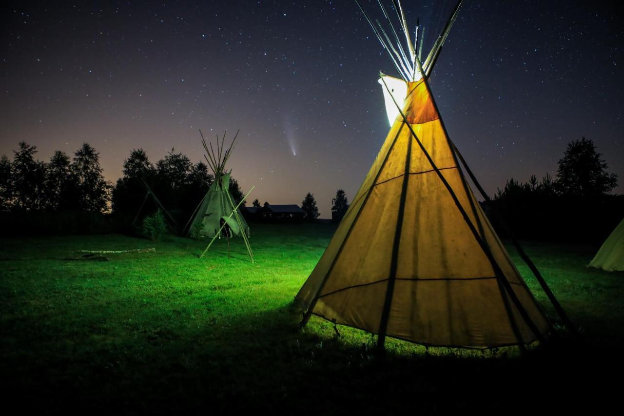 Hotel Fort Wapiti Zalasowa Zewnętrze zdjęcie